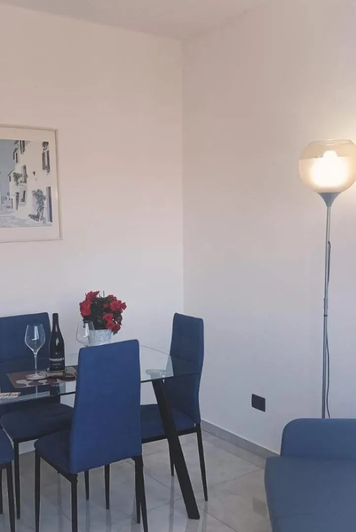Carlo Apartment Milan