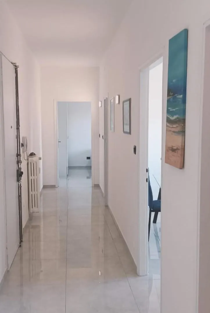 Carlo Apartment Milan